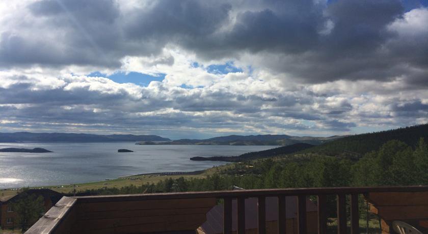 Гостевой дом Гостевые дома на родных берегах Сарма