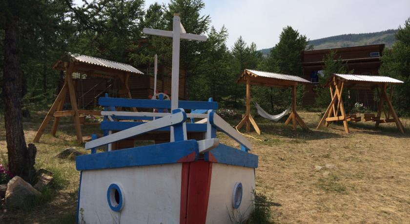 Гостевой дом Гостевые дома на родных берегах Сарма