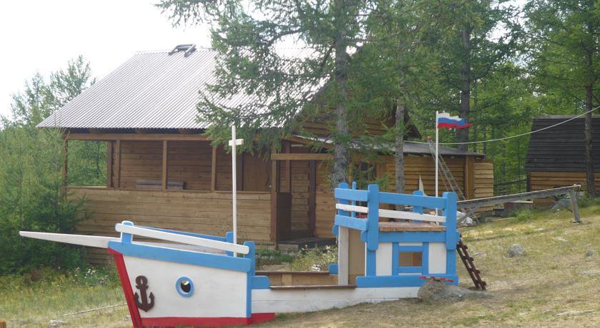 Гостевой дом Гостевые дома на родных берегах Сарма